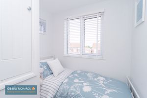 Bedroom- click for photo gallery